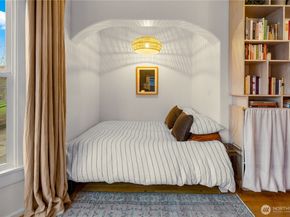 1732 15th Avenue 27, Seattle WA 98122