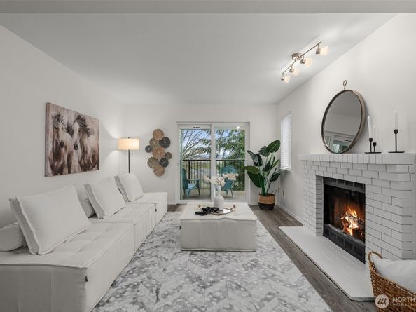 412 10th Street B202, Kirkland WA 98033