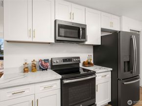 7332 S 131st Court, Seattle WA 98178