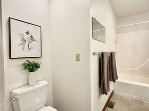 9901 NE 32nd Street, Bellevue WA 98004