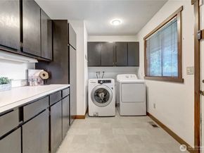 9901 NE 32nd Street, Bellevue WA 98004