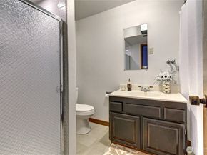 9901 NE 32nd Street, Bellevue WA 98004