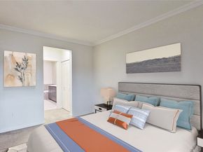 1000 Aurora Avenue N 409, Seattle WA 98109