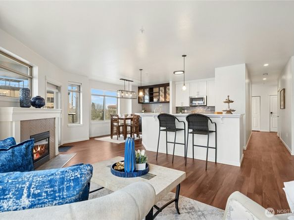 1000 Aurora Avenue N 409, Seattle WA 98109