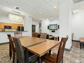 1000 Aurora Avenue N 409, Seattle WA 98109