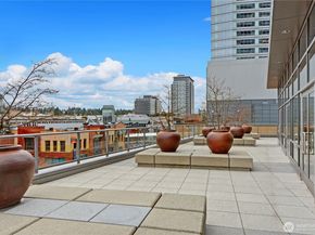650 Bellevue Way NE 2103, Bellevue WA 98004