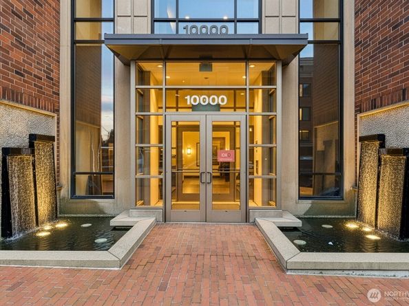 10000 Main Street 502, Bellevue WA 98004