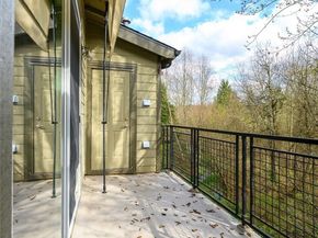 19102 20th Drive SE B204, Bothell WA 98012