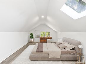 6540 19th Avenue NE, Seattle WA 98115