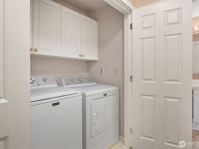 4325 NE 5th Court C101, Renton WA 98059