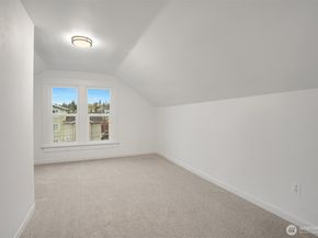 3443 21st Avenue W, Seattle WA 98199