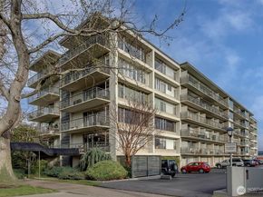 2040 43rd Avenue E 313, Seattle WA 98112