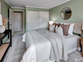 2040 43rd Avenue E 313, Seattle WA 98112