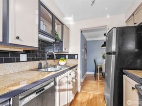 1400 NW 60th Street 202, Seattle WA 98107