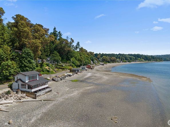 24186 Vashon Highway SW, Vashon WA 98070