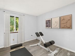 33524 33rd Place SW, Federal Way WA 98023