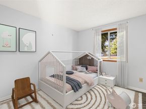 33524 33rd Place SW, Federal Way WA 98023