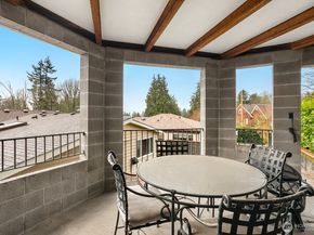 3542 43rd Avenue W, Seattle WA 98199