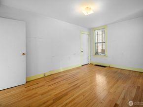 3226 S Edmunds Street, Seattle WA 98118