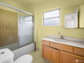 3226 S Edmunds Street, Seattle WA 98118