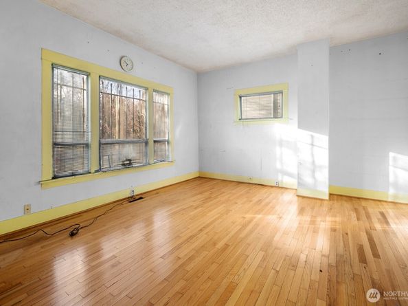 3226 S Edmunds Street, Seattle WA 98118