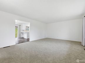 26224 14th Place S, Des Moines WA 98198