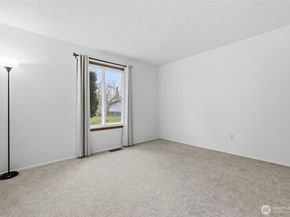 26224 14th Place S, Des Moines WA 98198