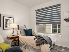 1363 8th Avenue NE 7.1, Issaquah WA 98029