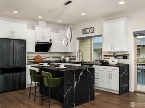 1363 8th Avenue NE 7.1, Issaquah WA 98029