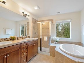 3618 202nd Street SE, Bothell WA 98012