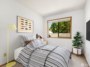 17425 119th Lane SE D30, Renton WA 98058