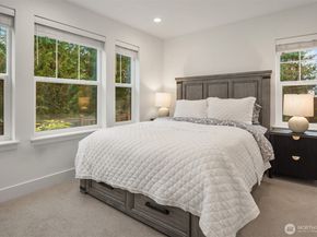 14123 266th Avenue NE 103, Duvall WA 98019