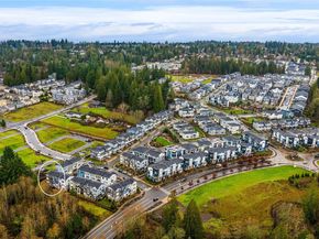 14123 266th Avenue NE 103, Duvall WA 98019