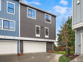 14123 266th Avenue NE 103, Duvall WA 98019