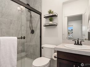 14123 266th Avenue NE 103, Duvall WA 98019