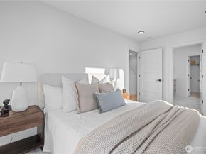 1704 B N 47th Street, Seattle WA 98103