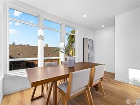 1704 B N 47th Street, Seattle WA 98103