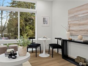 724 N 36th Street, Seattle WA 98103