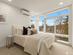 724 N 36th Street, Seattle WA 98103