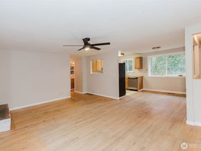 1540 Puget Drive E, Port Orchard WA 98366