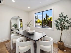 19926 68th Avenue NE, Kenmore WA 98028