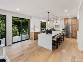 19926 68th Avenue NE, Kenmore WA 98028