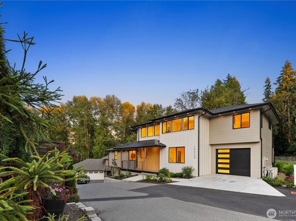 19926 68th Avenue NE, Kenmore WA 98028