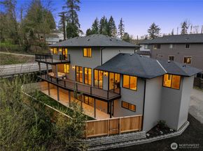 19926 68th Avenue NE, Kenmore WA 98028