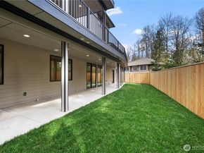 19926 68th Avenue NE, Kenmore WA 98028