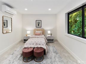 19926 68th Avenue NE, Kenmore WA 98028