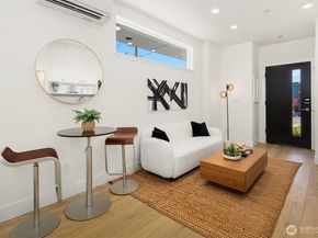 3606 Francis Avenue N, Seattle WA 98103