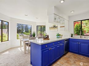 9009 Avondale Road NE M226, Redmond WA 98052