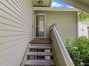 9009 Avondale Road NE M226, Redmond WA 98052