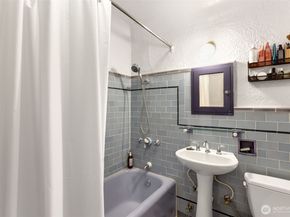 1101 17th Avenue 201, Seattle WA 98122